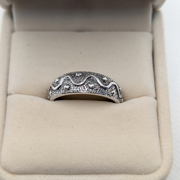 Jewelry - 925 Silver Women's Ring